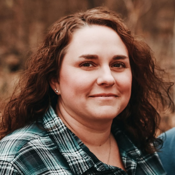 Meet your Posher, Yvette - Picture 1 of 1